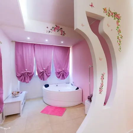 Le Corti Di Elena Martina Bed and breakfast 3*